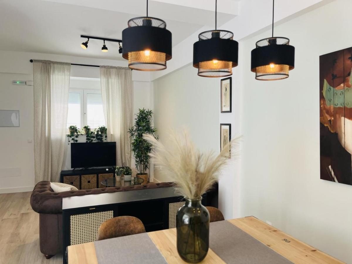 Апартаменты Cd-P Loft, New Charming Loft With Private Patio, Center, Quite Neighborhood Малага Экстерьер фото